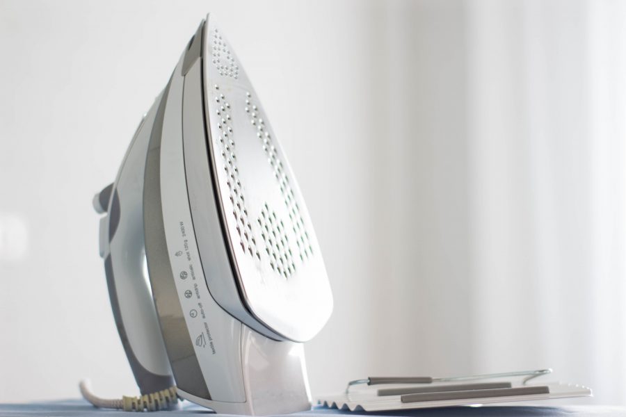 Can I Use Deionised Water In My Steam Iron 