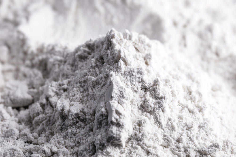 Powdered titanium dioxide