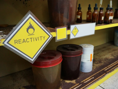 Yellow warning reactivity sign